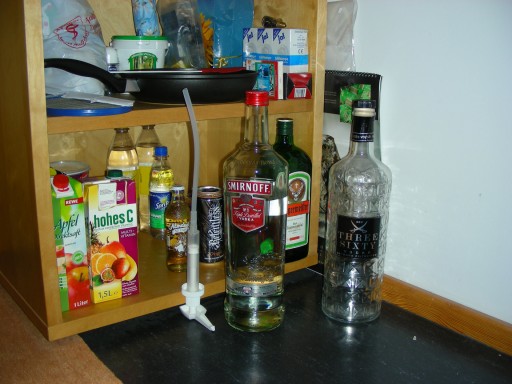 Yee_big_bottle.jpg